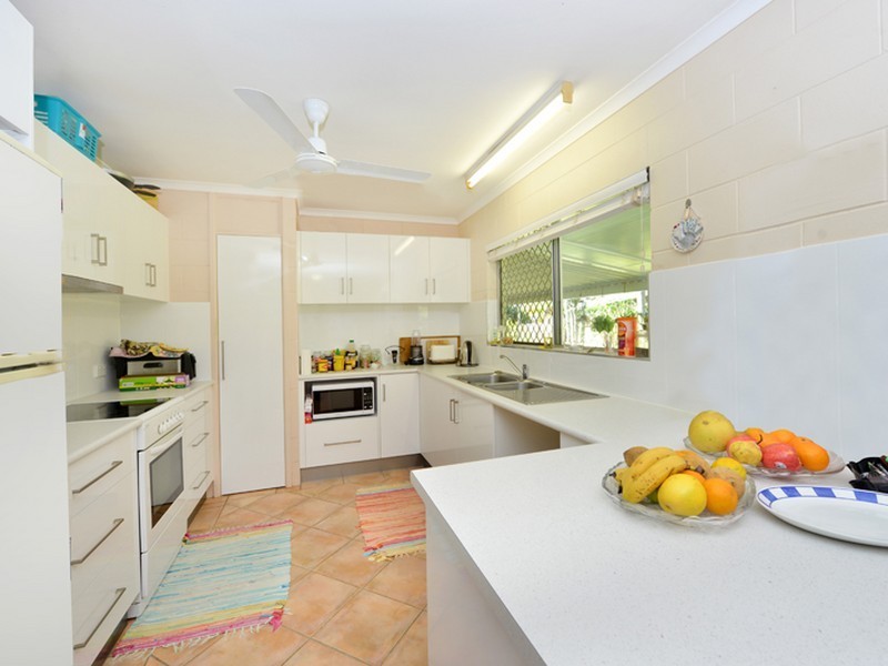 174 Jensen Street, Edge Hill QLD 4870