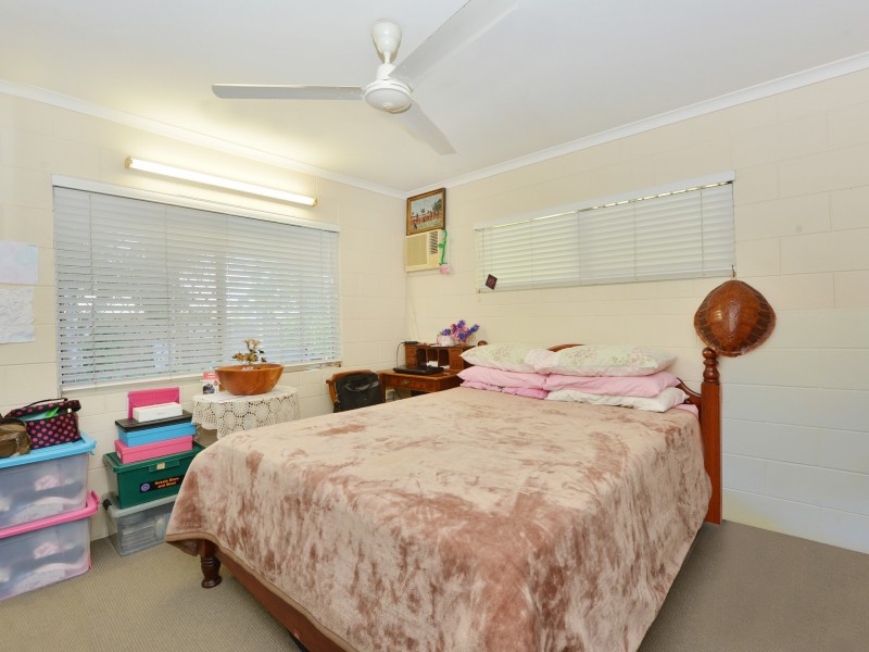 174 Jensen Street, Edge Hill QLD 4870