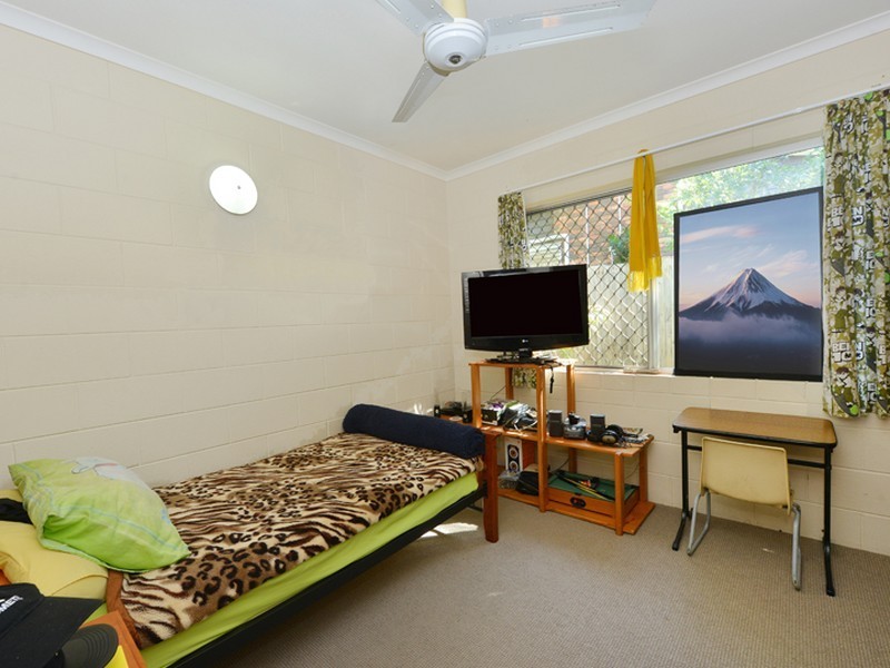 174 Jensen Street, Edge Hill QLD 4870