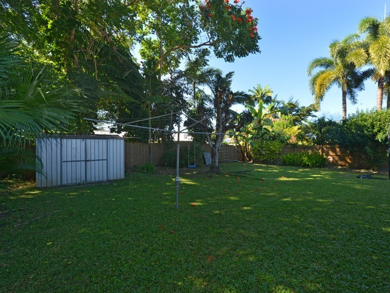 174 Jensen Street, Edge Hill QLD 4870