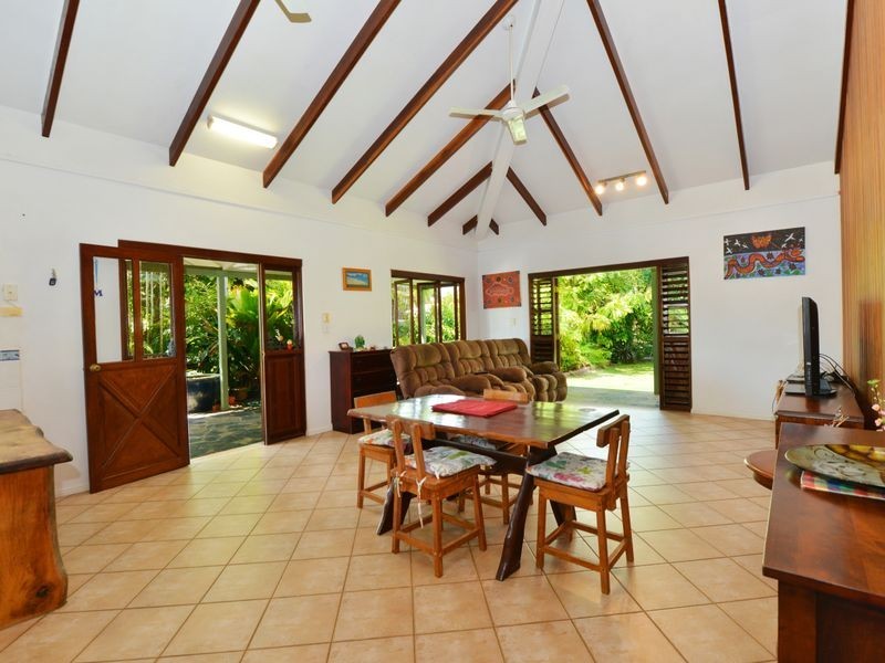 20 Mangano Close, Brinsmead QLD 4870