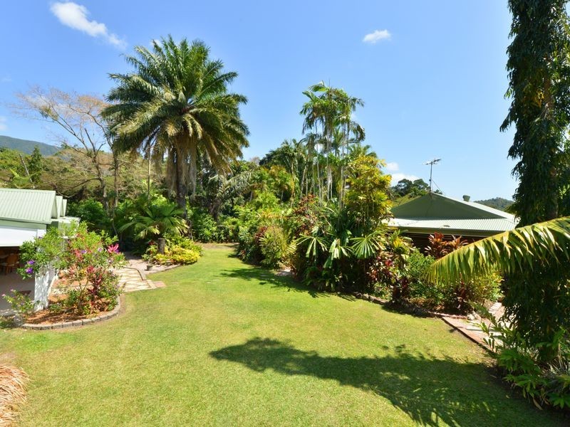 20 Mangano Close, Brinsmead QLD 4870