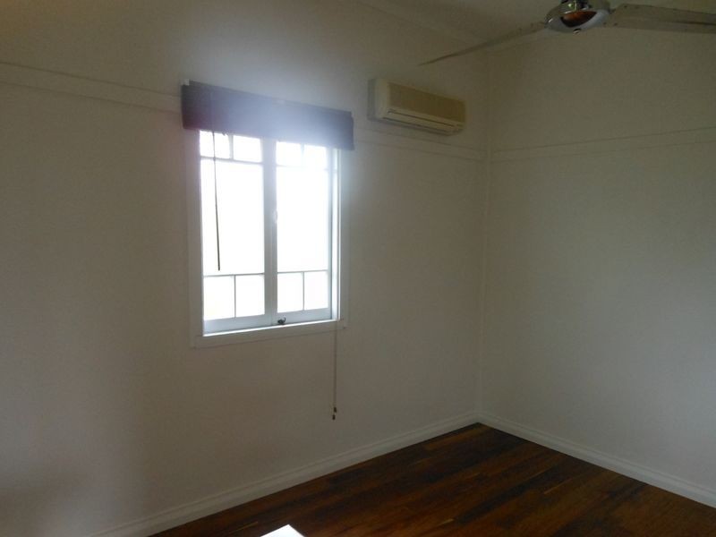 Manoora QLD 4870