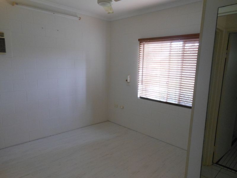 2/17 Ingham Court, Mooroobool QLD 4870