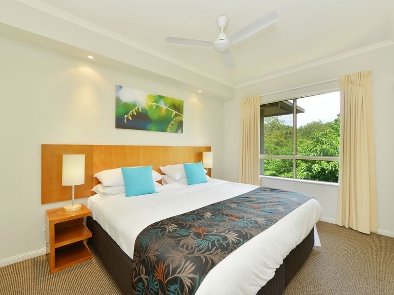 1124/2 Greenslopes Street, Cairns North QLD 4870