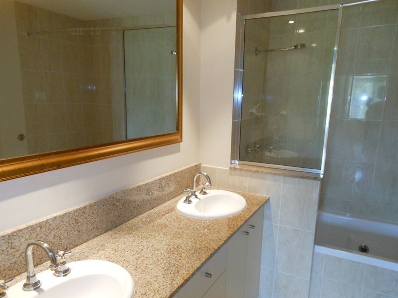 1628/2-10 Greenslopes Street, Cairns North QLD 4870