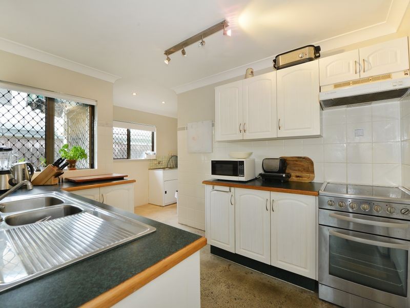 1/14 Rowe Street, Earlville QLD 4870