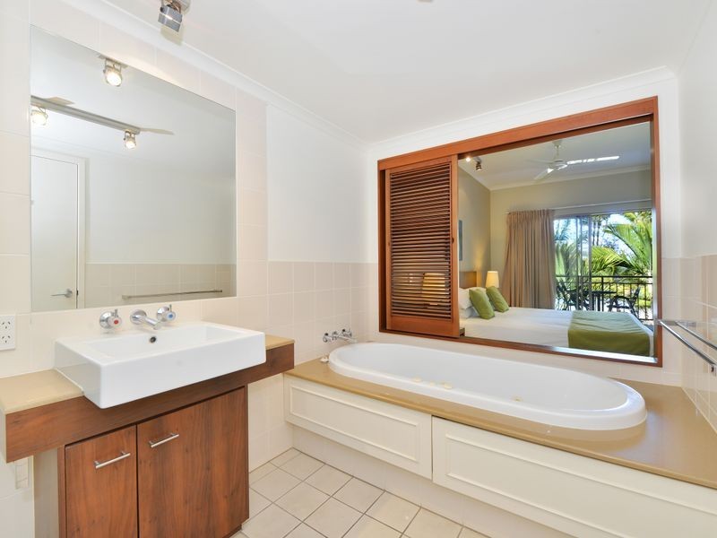 633/49-63 Williams Esplanade, Palm Cove QLD 4879