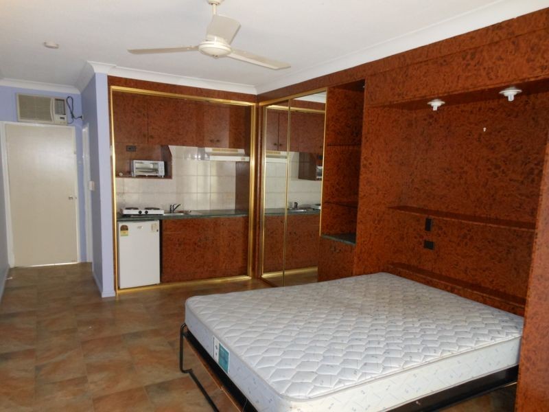 11/86 Jensen Street, Manoora QLD 4870