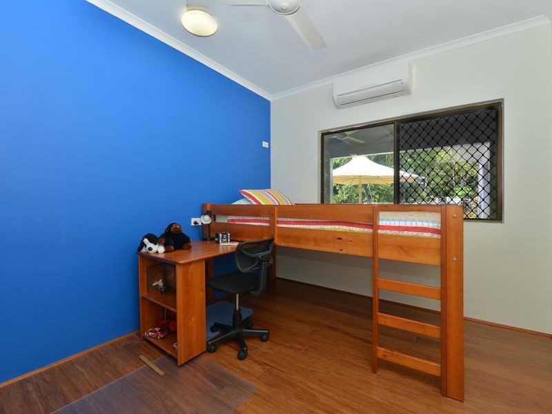 6 Keller Close, Whitfield QLD 4870