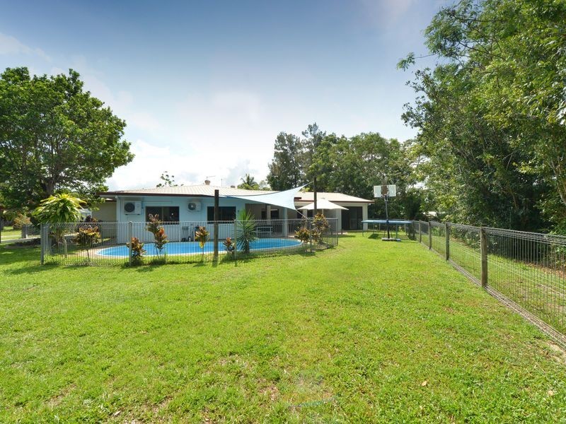 6 Keller Close, Whitfield QLD 4870