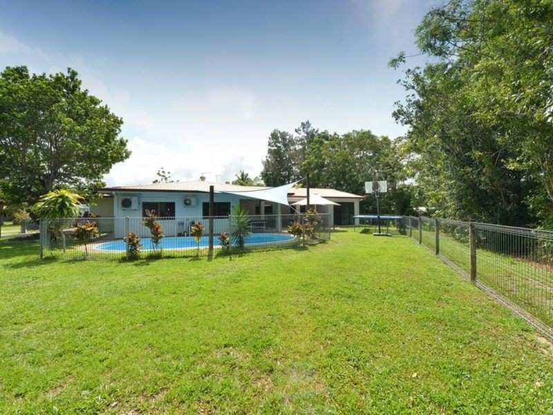 6 Keller Close, Whitfield QLD 4870