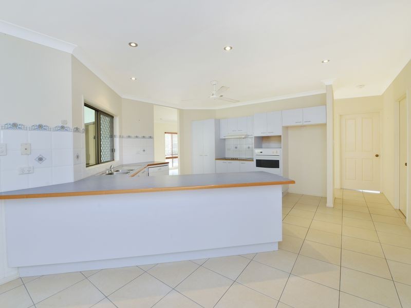 12 Greenford Close, Brinsmead QLD 4870