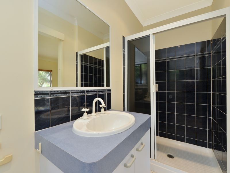 12 Greenford Close, Brinsmead QLD 4870