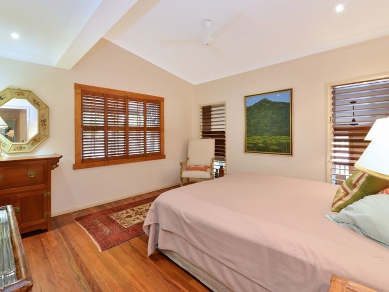 87 Petersen Street, Freshwater QLD 4870