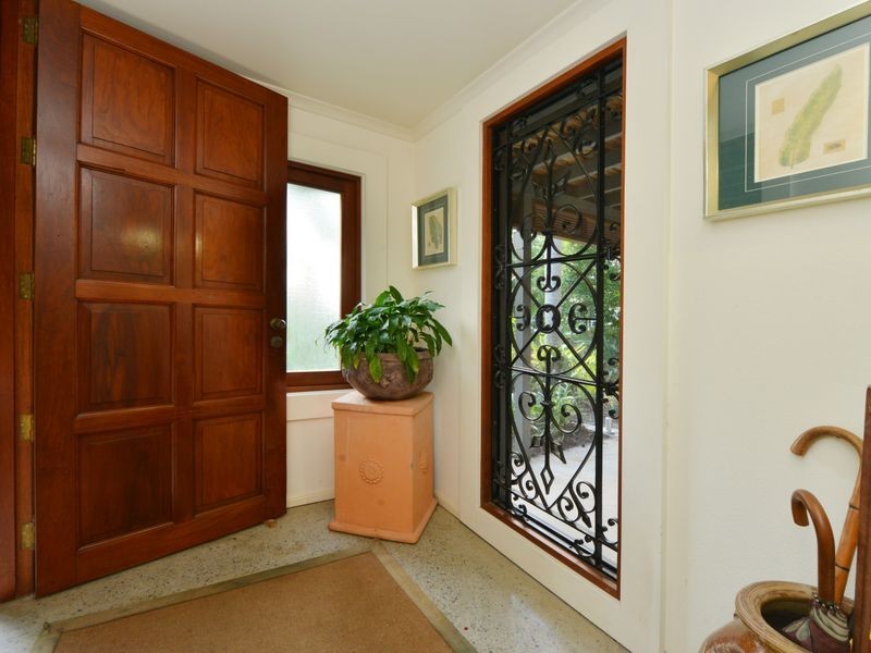 87 Petersen Street, Freshwater QLD 4870