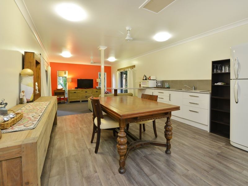87 Petersen Street, Freshwater QLD 4870