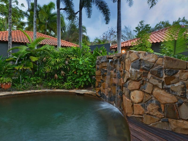 87 Petersen Street, Freshwater QLD 4870