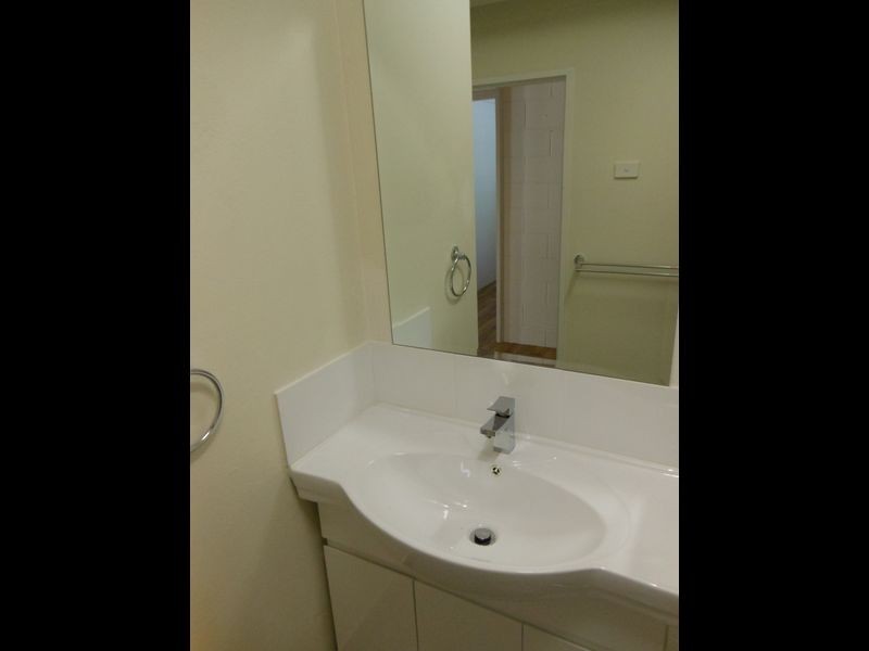 32B Hall Street, Edge Hill QLD 4870