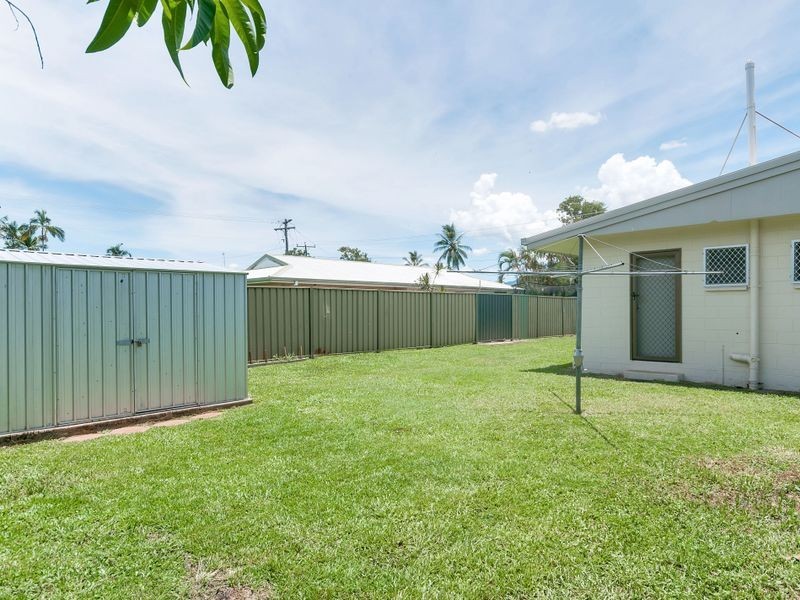 1 & 2/102 Dillon Street, Westcourt QLD 4870