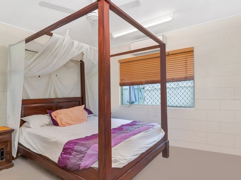 1 & 2/102 Dillon Street, Westcourt QLD 4870