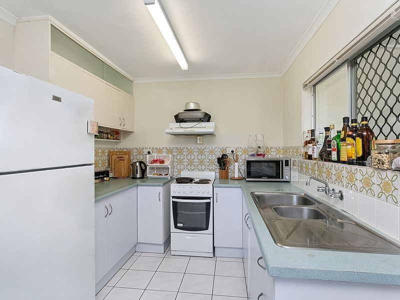 13 Norris Street, Whitfield QLD 4870