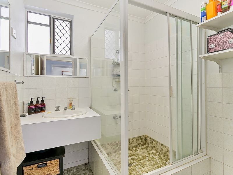 13 Norris Street, Whitfield QLD 4870