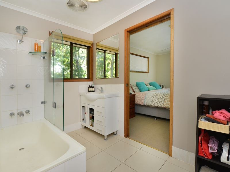 17 Jagera Close, Kamerunga QLD 4870