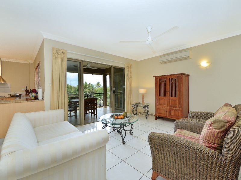 1757/2 Greenslopes Street, Cairns North QLD 4870