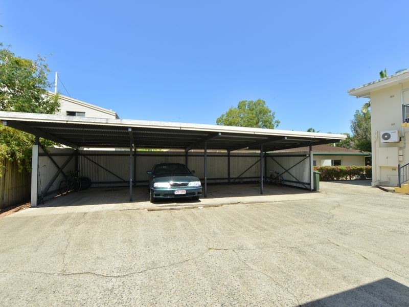 2/306 Pease Street, Edge Hill QLD 4870