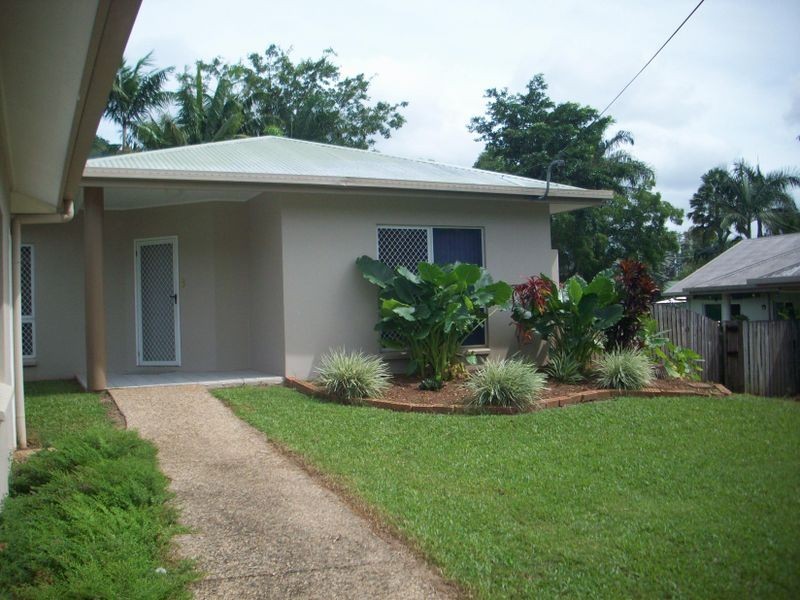 2 Jordan Close, Mooroobool QLD 4870