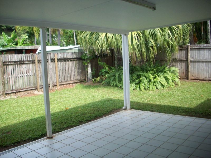 2 Jordan Close, Mooroobool QLD 4870