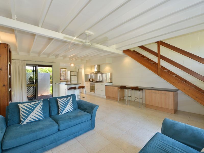 6/4 Maytown Close, Manoora QLD 4870