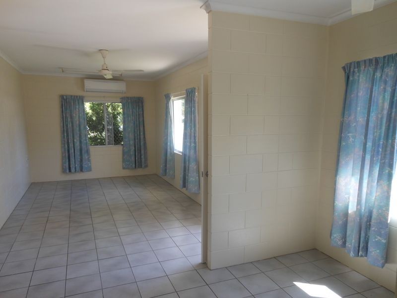 8A McManus Street, Whitfield QLD 4870