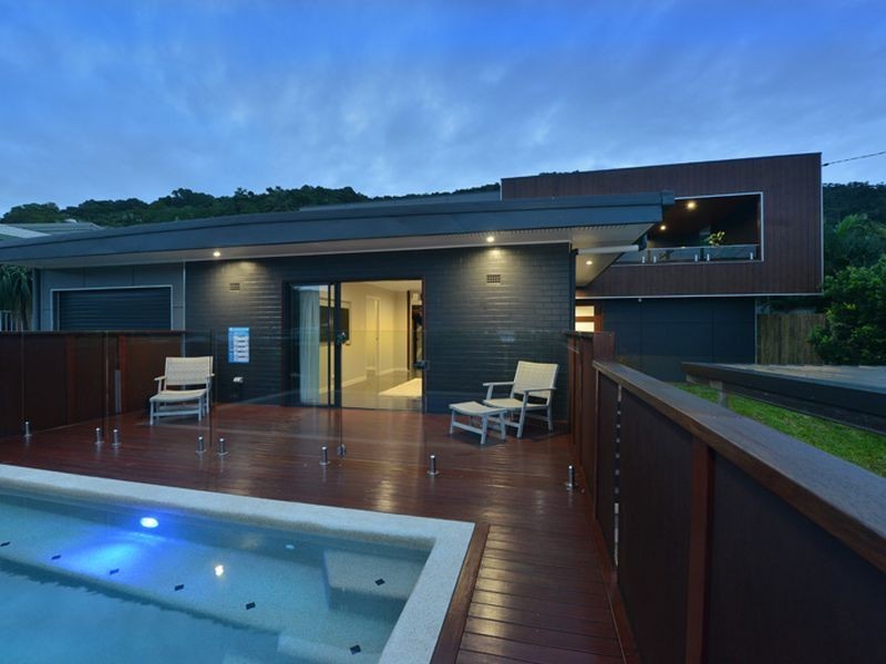 12 Sommerville Crescent, Whitfield QLD 4870