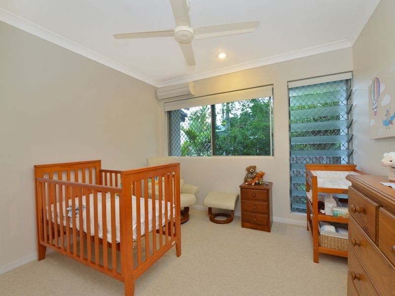 15 McHugh Crescent, Whitfield QLD 4870