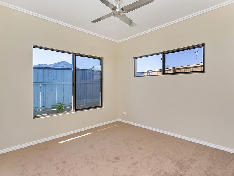 39 Springbrook Avenue, Redlynch QLD 4870