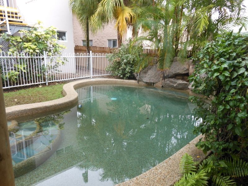 3/6 Springfield Crescent, Manoora QLD 4870