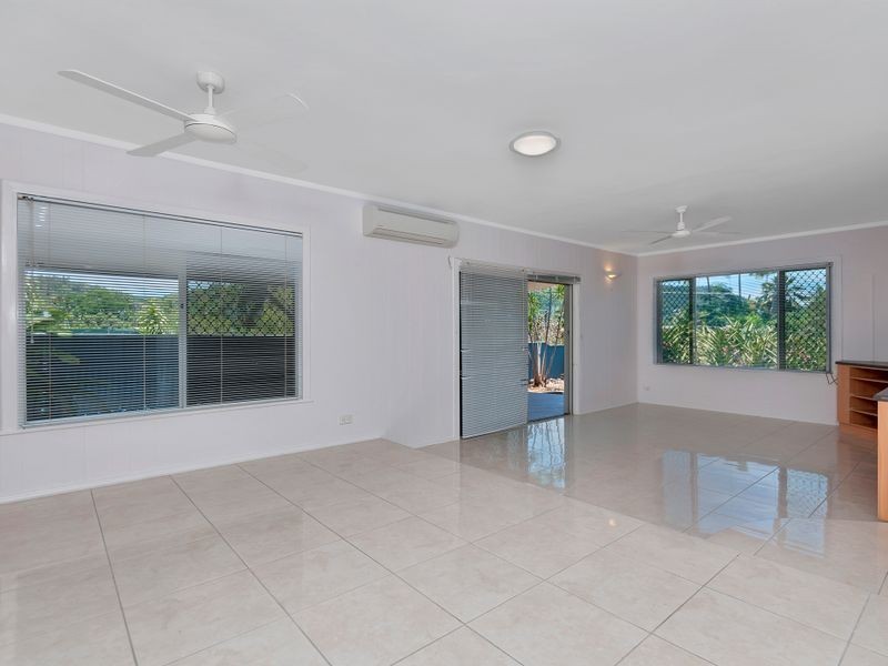 41 Ponticello Street, Whitfield QLD 4870