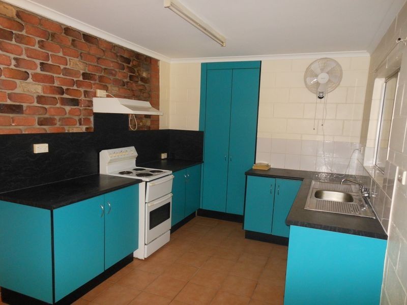 Manoora QLD 4870