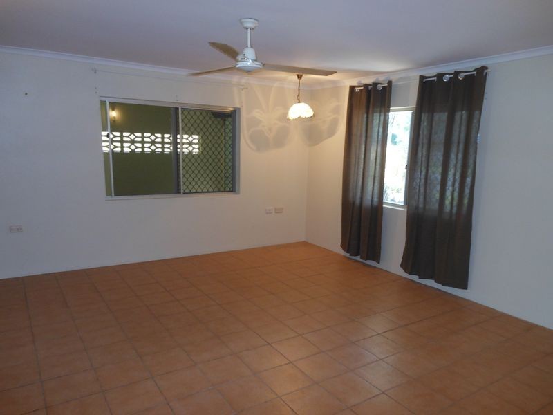 Manoora QLD 4870