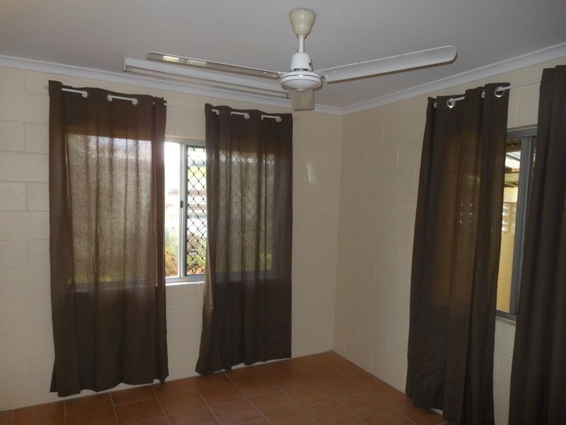Manoora QLD 4870