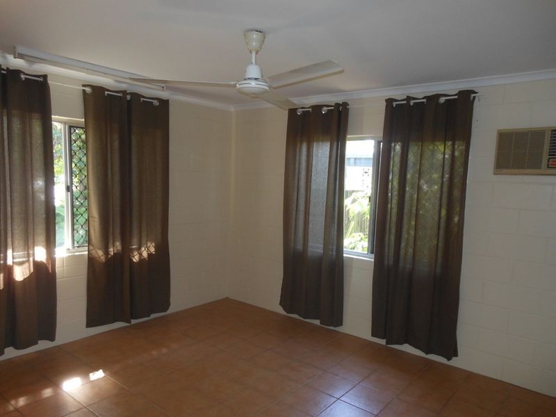 Manoora QLD 4870