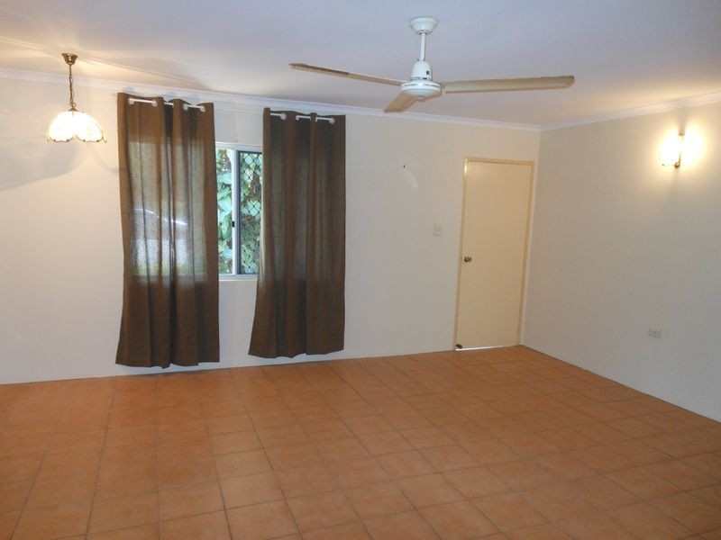 Manoora QLD 4870
