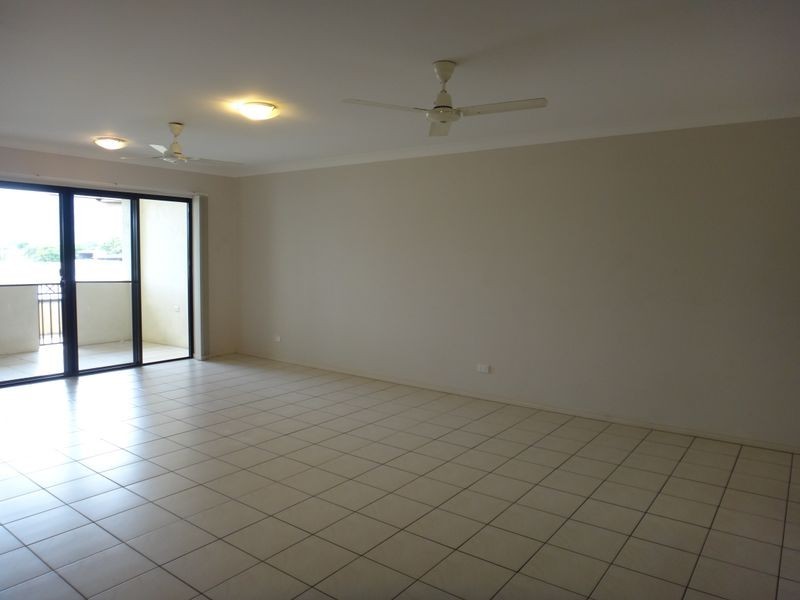 11/58 Intake Road, Redlynch QLD 4870