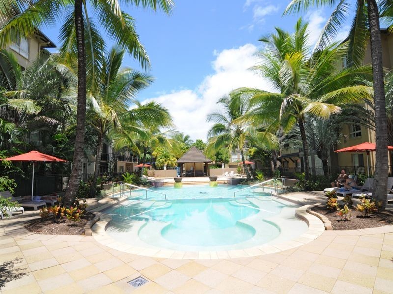 1401/2 Greenslopes Street, Cairns North QLD 4870