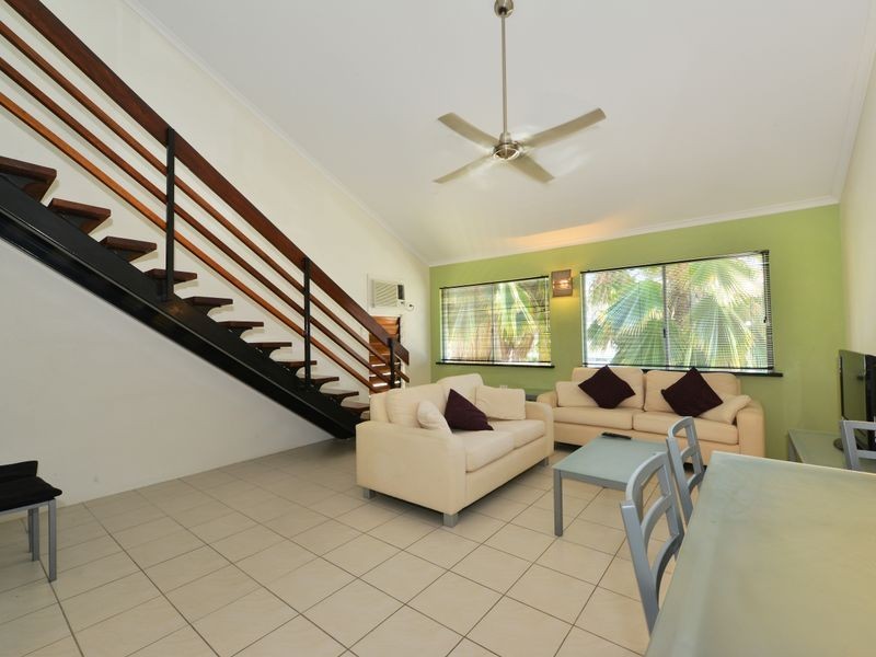 22/239 Lake Street, Cairns North QLD 4870