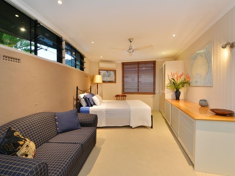 22 Pyne Street, Edge Hill QLD 4870