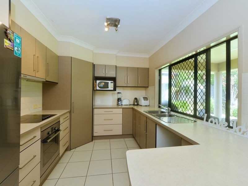 48 Shamrock Street, Brinsmead QLD 4870