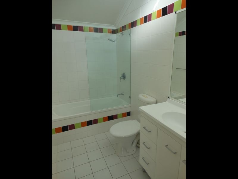 6/4 Maytown Close, Manoora QLD 4870